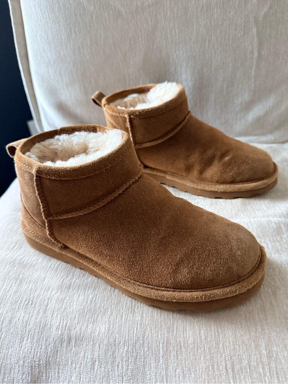 BearPaw Shorty Boot